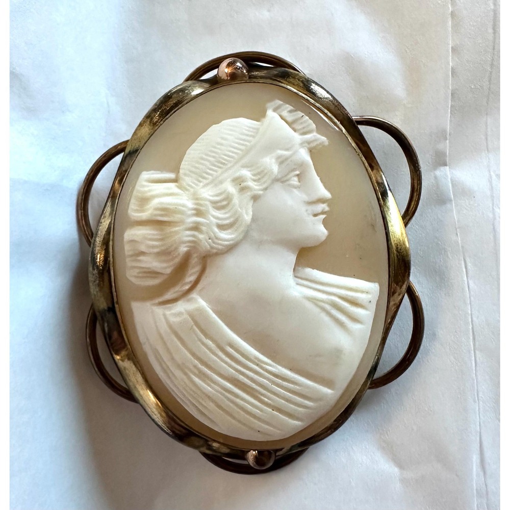 Victorian Carved Shell Cameo Brooch Gold Filled Setting